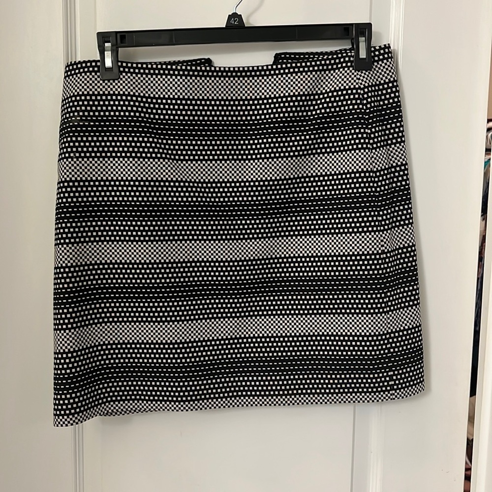 Loft pencil skirt